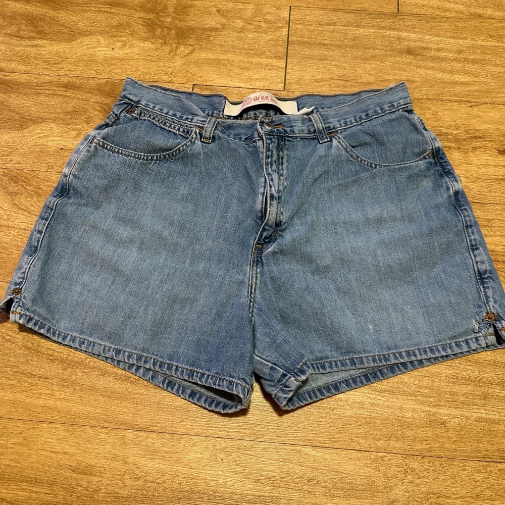 GAP Women's Light Blue Jean Shorts